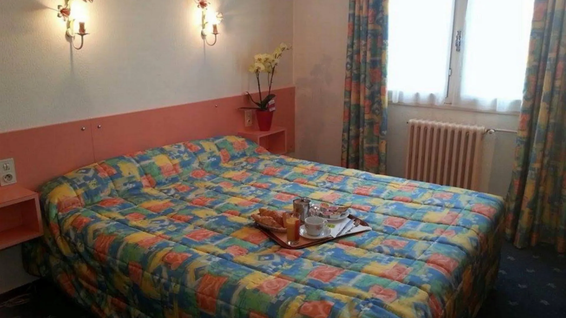 Hotel & Restaurant Azur La Freissinouse