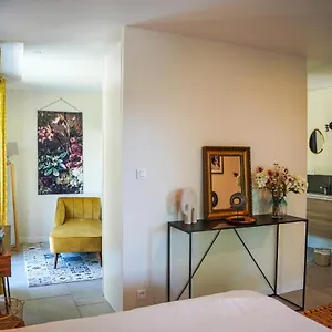 https://suite-independante-au-calme-avec-piscine.aixenprovencehotels.org